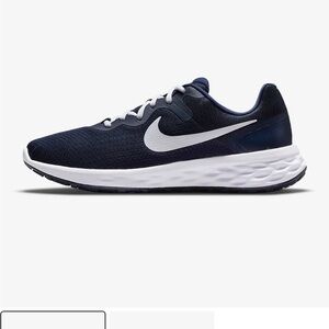 Nike men’s revolution shoes size 12.5 navy